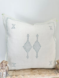 Cactus Silk Square Cover - Sq260