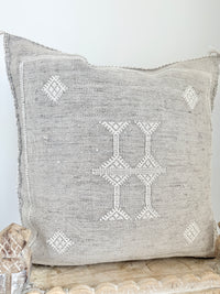 Cactus Silk Square Cover - Sq278