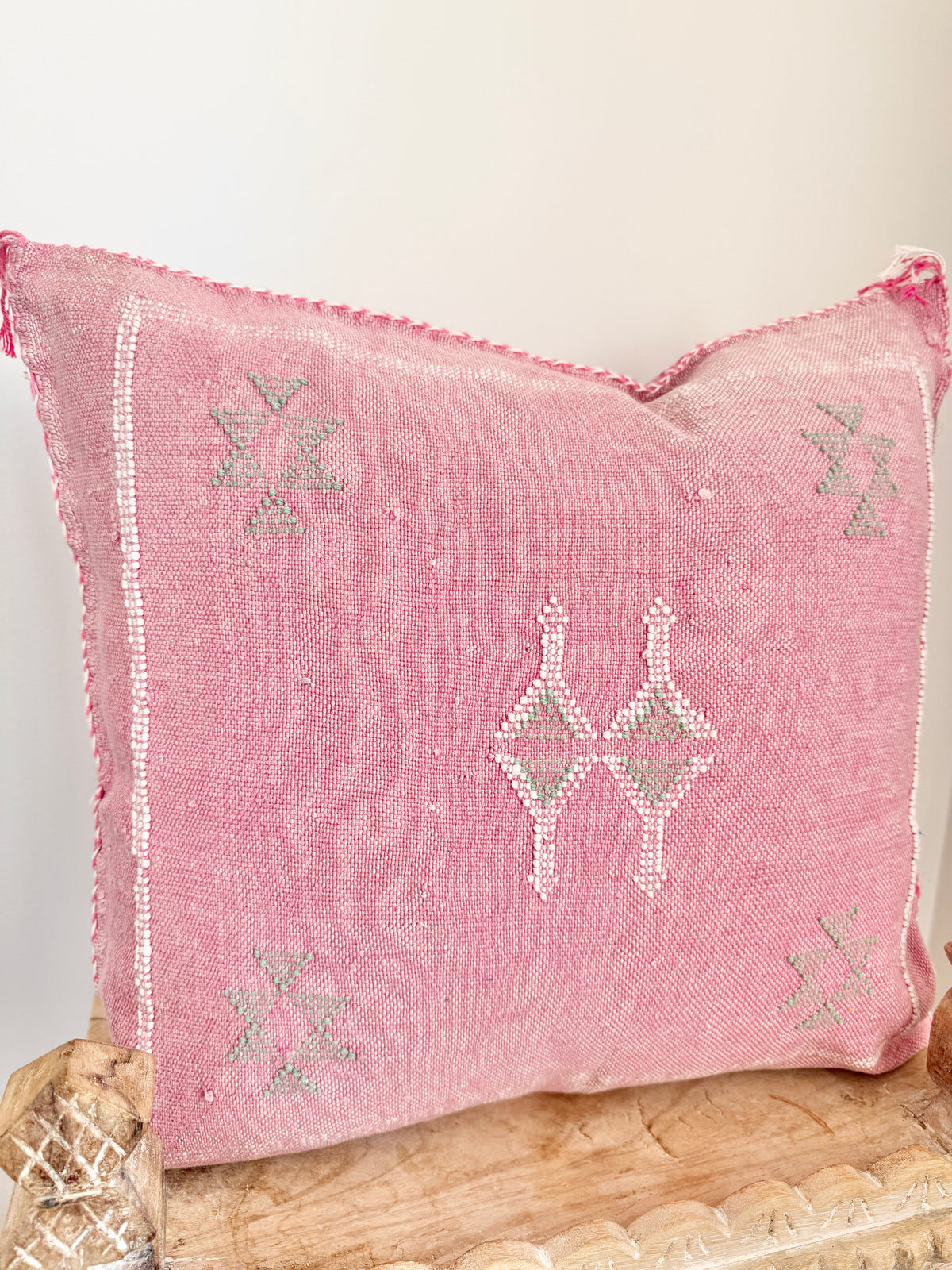 Cactus Silk Square Cover - Sq247