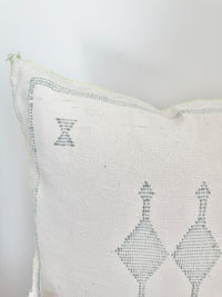 Cactus Silk Square Cover - Sq260