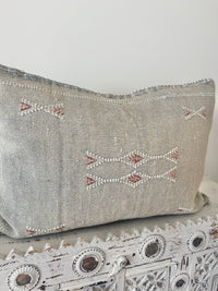 Cactus Silk Small Lumbar Cover SL4