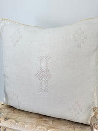 Cactus Silk Square Cover - Sq268