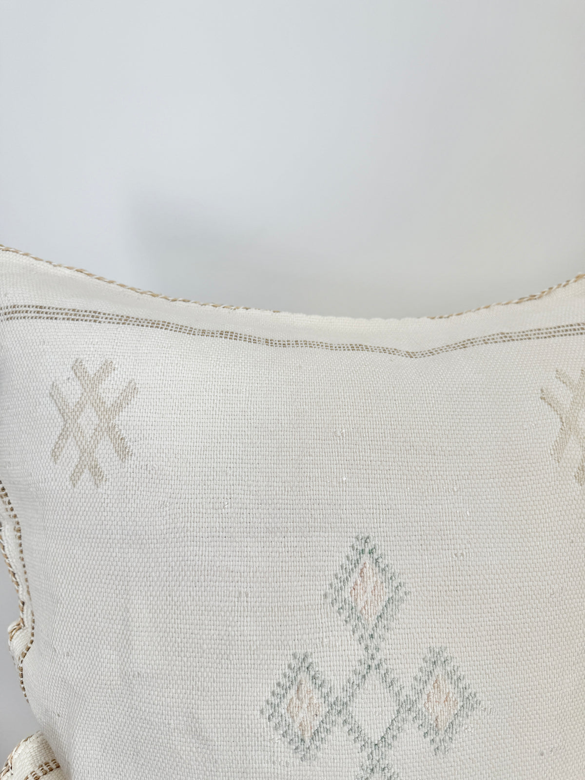 Cactus Silk Square Cover - Sq252