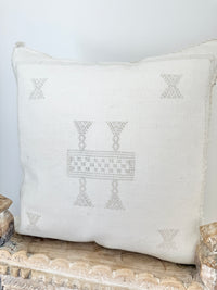 Cactus Silk Square Cover - Sq264