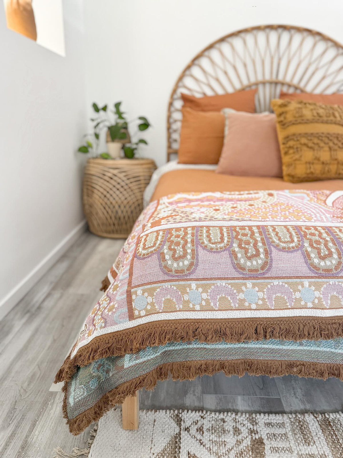 Indigenous Throw Pink Alkira By Taylor - Lee