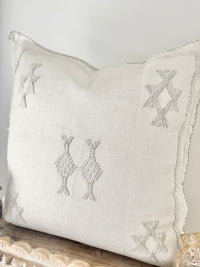 Cactus Silk Square Cover - Sq220