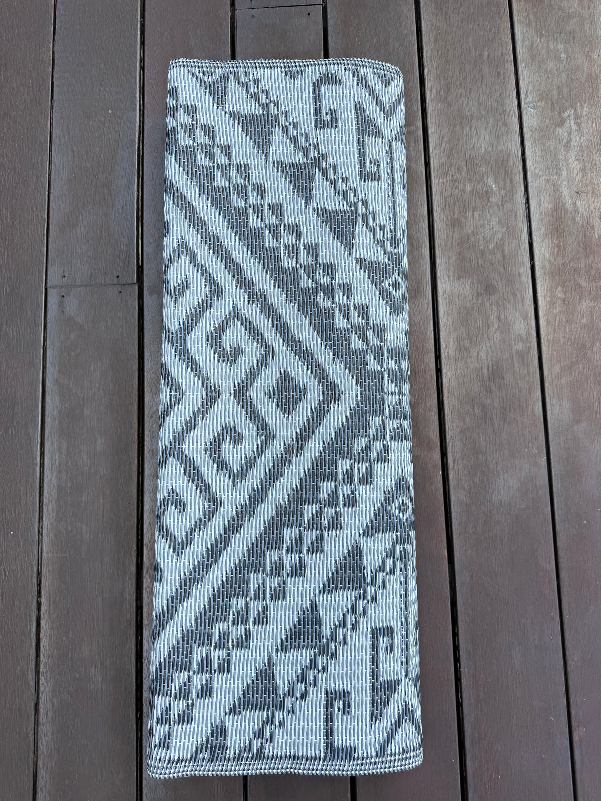 Recycled Outdoor Mat 12 ~ Large - 2.8 x 2.8m