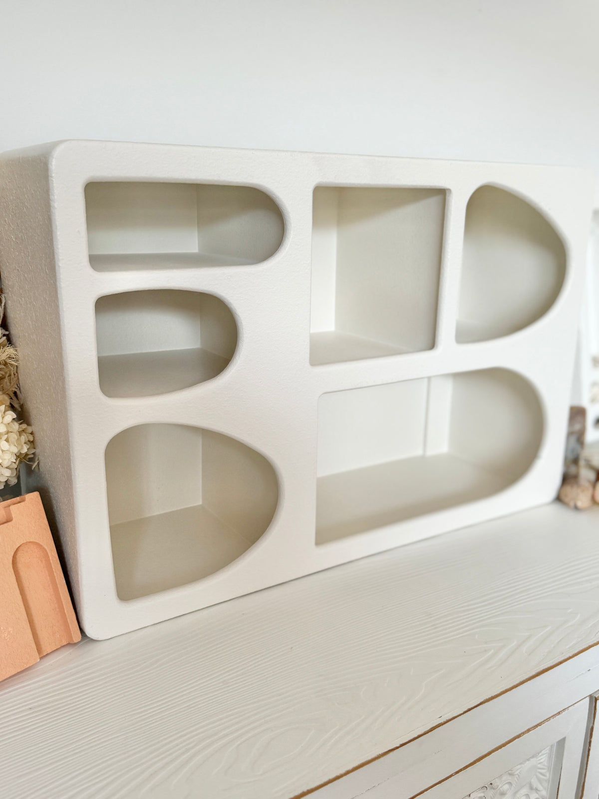 Santorini Niche 6 Shelf Shadow Box Display Shelf