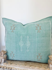 Cactus Silk Square Cover - Sq325