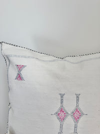 Cactus Silk Square Cover - Sq263