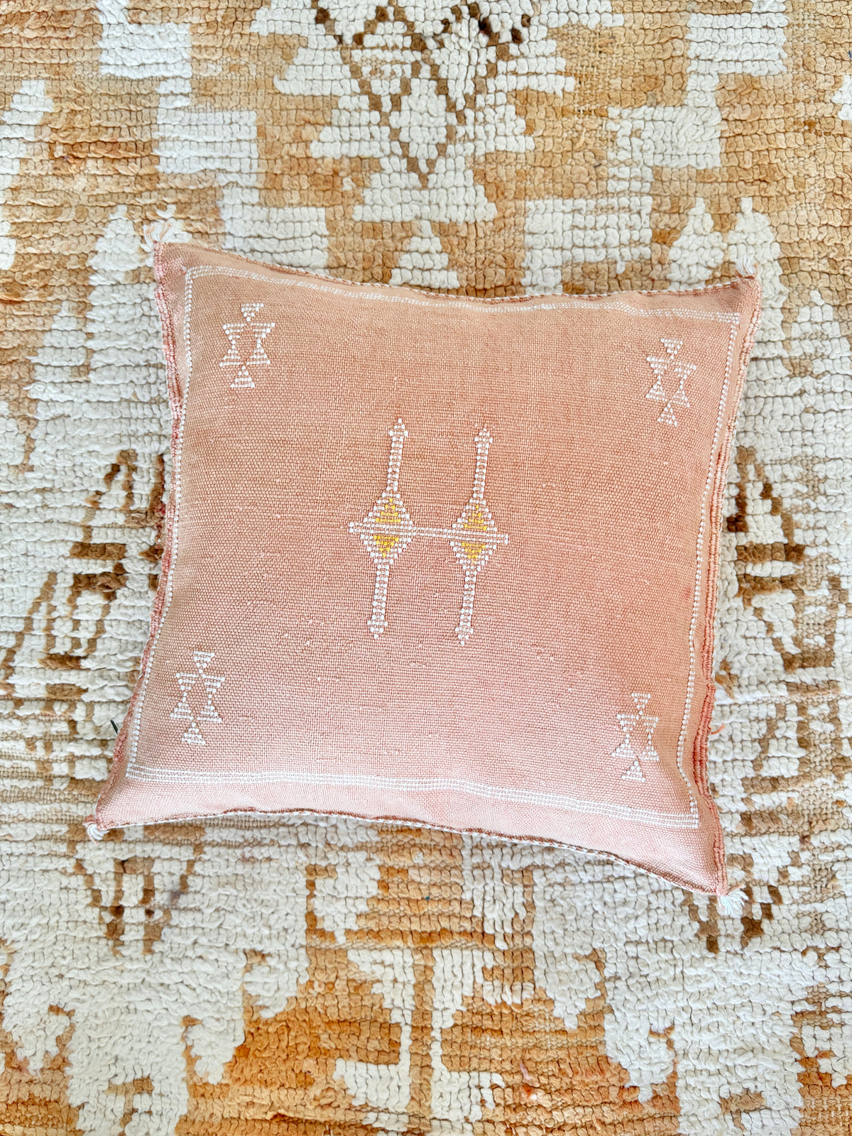 Cactus Silk Square Cover - Sq315