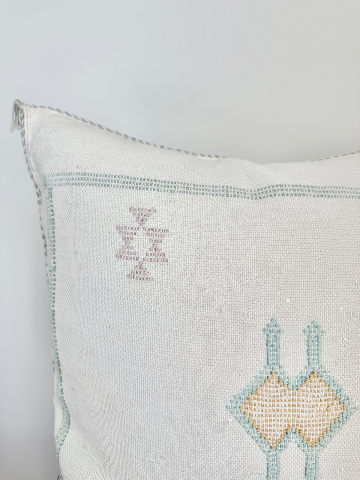 Cactus Silk Square Cover - Sq259