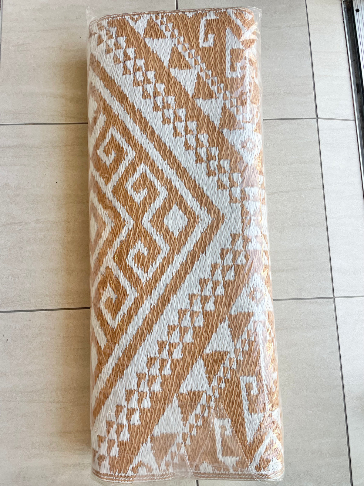 Recycled Outdoor Mat 1 Aztec ~ XLarge - 4.5 x 3 m