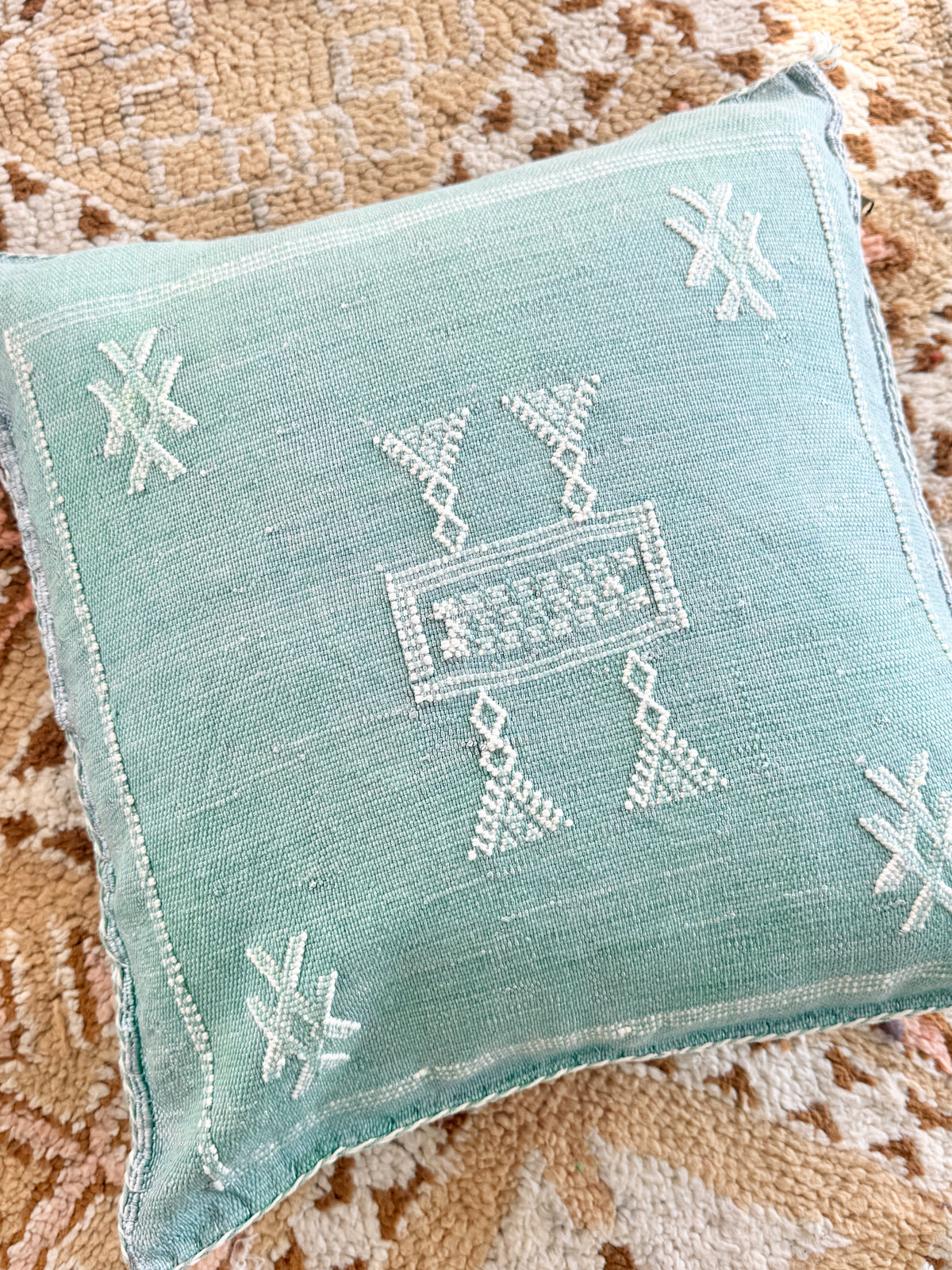 Cactus Silk Square Cover - Sq461