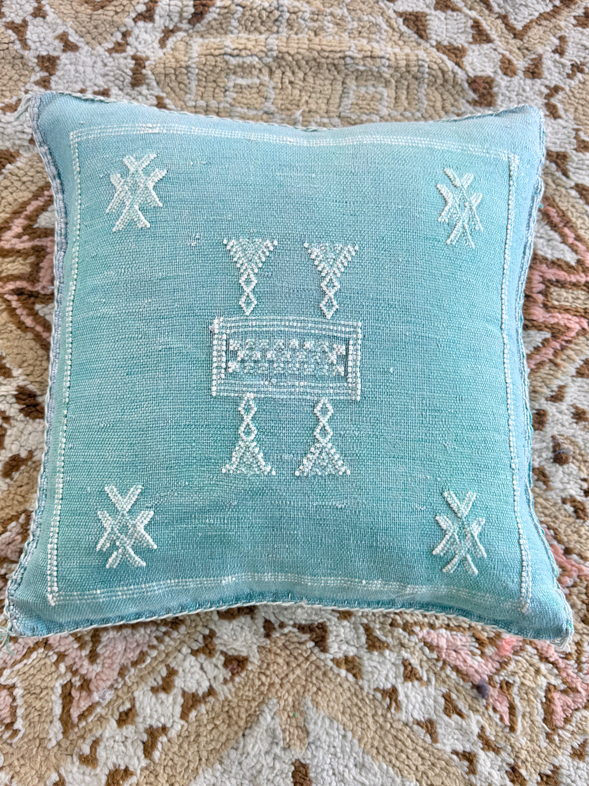Cactus Silk Square Cover - Sq455
