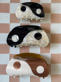 Hair Clip Claw Yin Yang Toffee