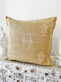 Cactus Silk Square Cover - Sq338