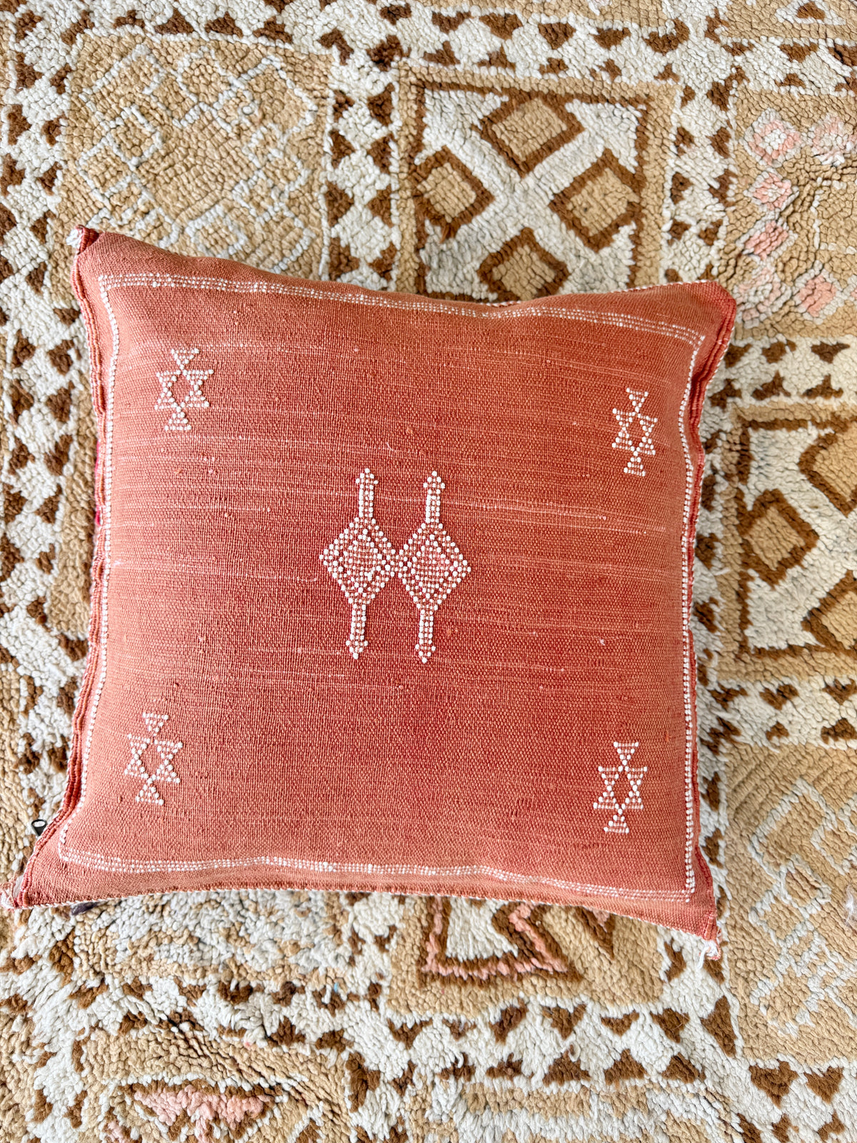 Cactus Silk Square Cover - Sq393