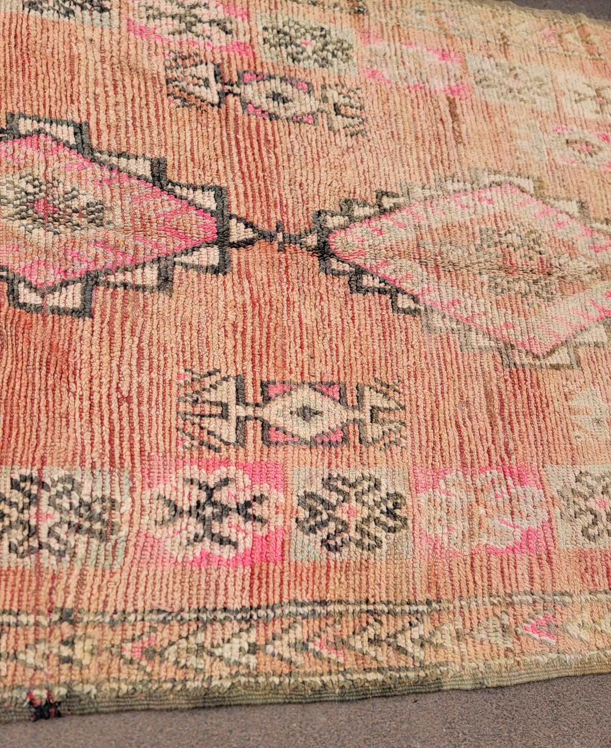 Moroccan Vintage  Rug  "Caprice"