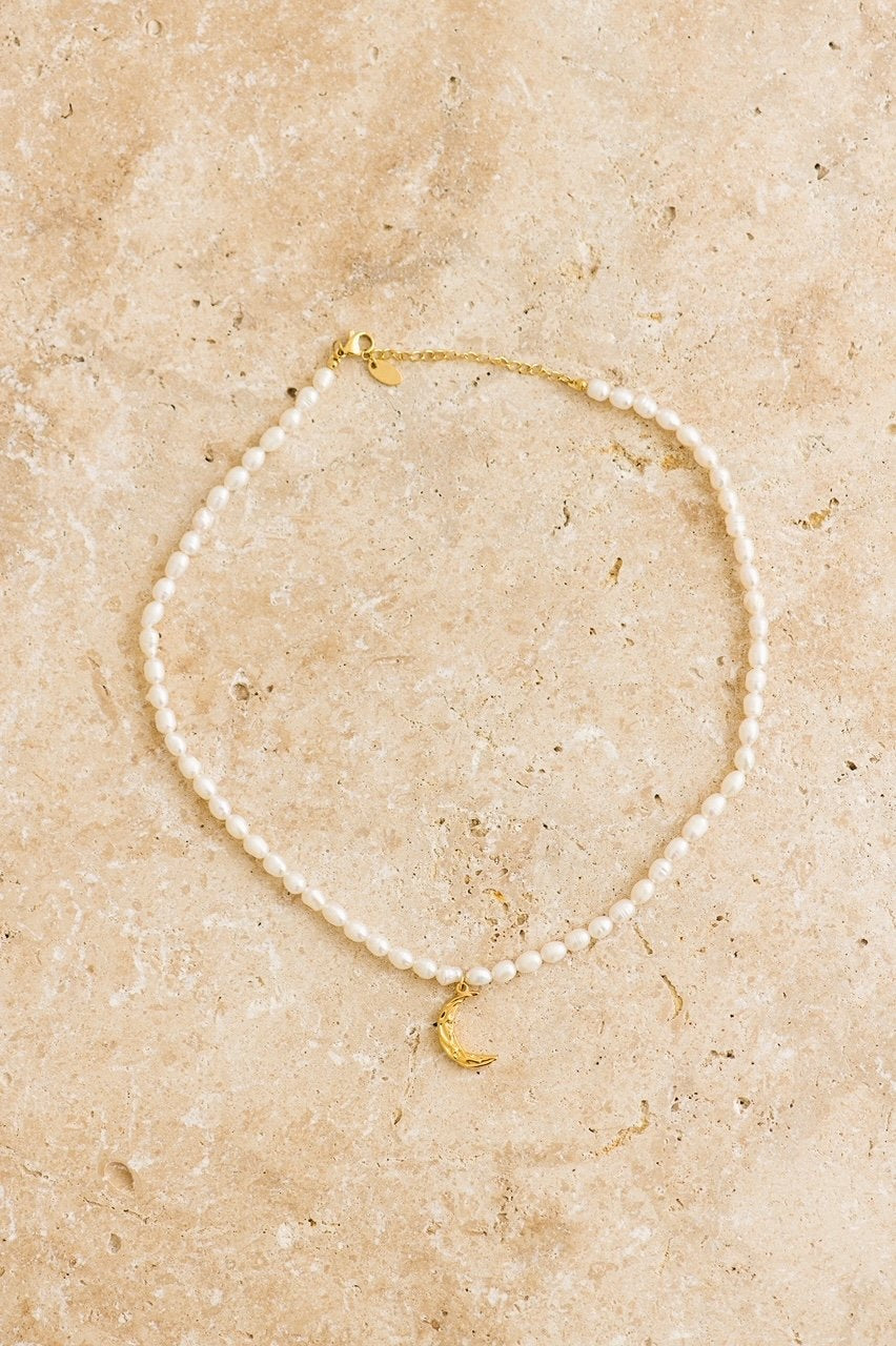 Luna -  Freshwater Pearls Necklace