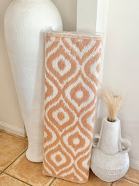 Recycled Outdoor Mat 17 Teardrop ~ Med 1.8 X 2.8