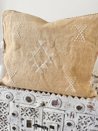 Cactus Silk Square Cover - Sq402