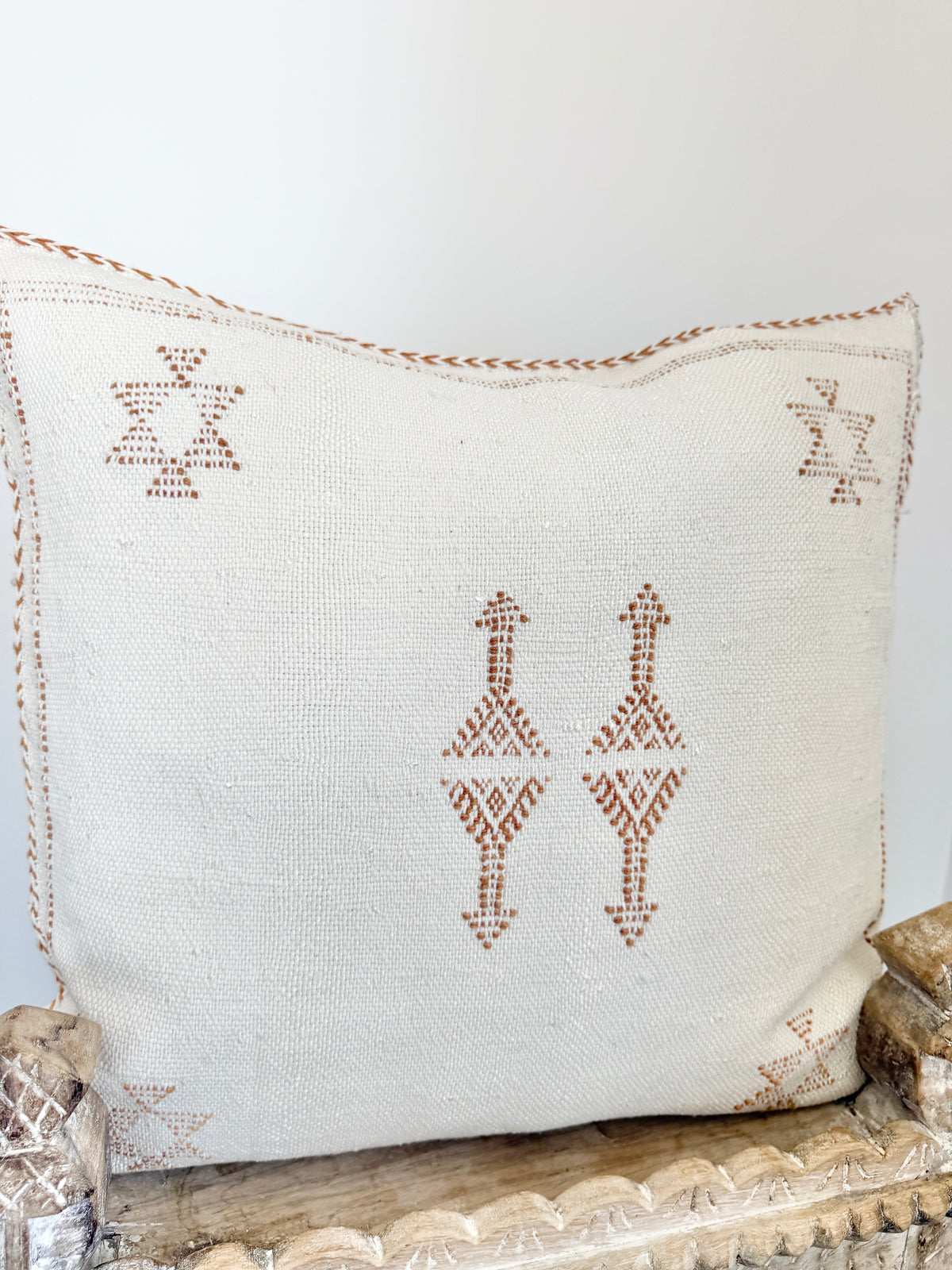 Cactus Silk Square Cover - Sq304