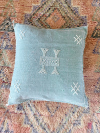 Cactus Silk Square Cover - Sq335