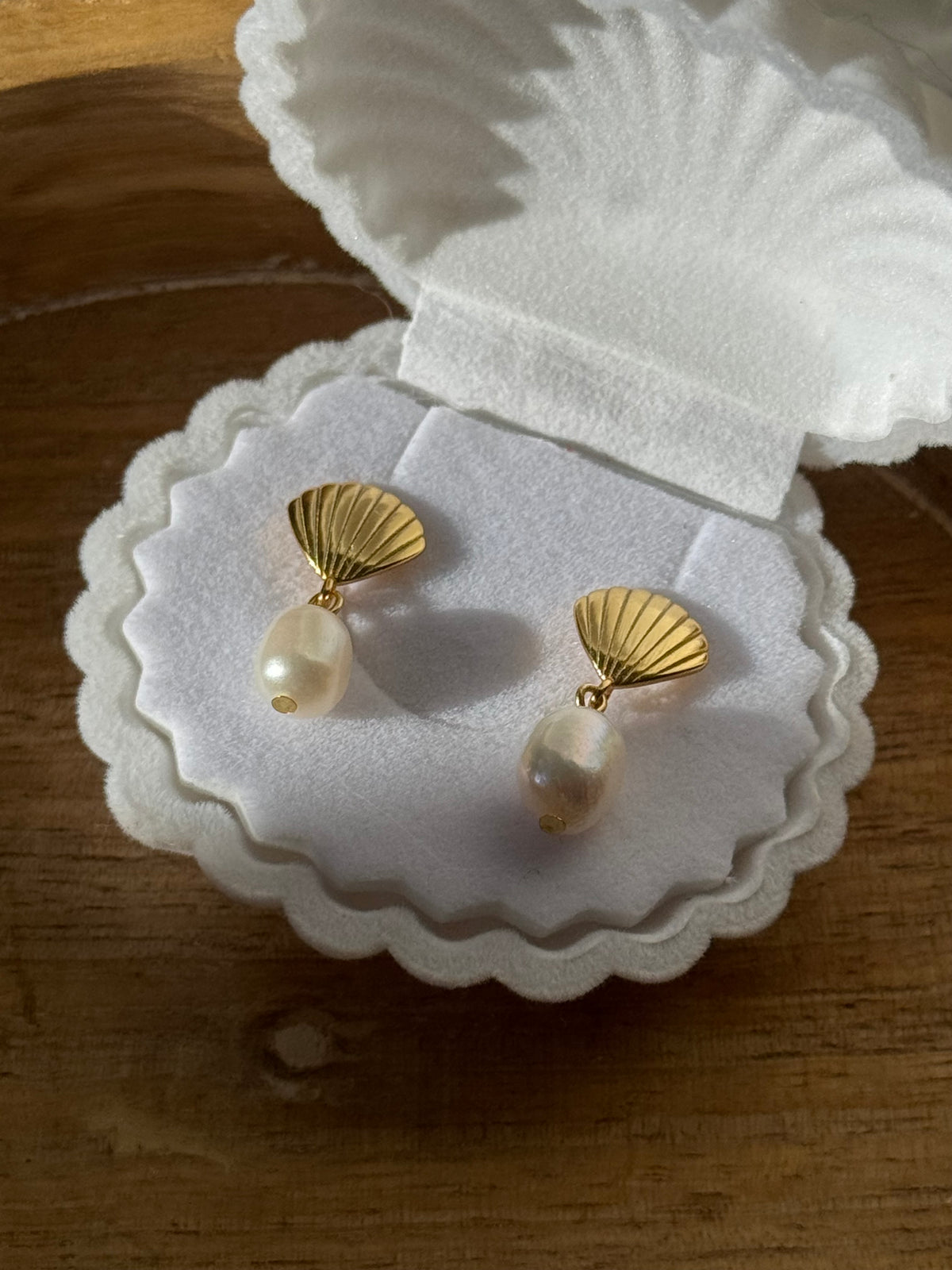 Atlantic pearl earrings