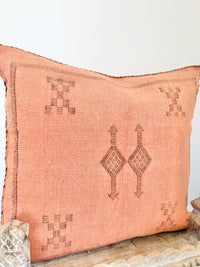 Cactus Silk Square Cover - Sq318