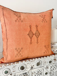 Cactus Silk Square Cover - Sq473