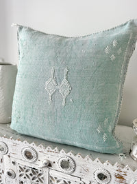 Cactus Silk Square Cover - Sq456