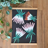 Magnetic Print Hanger Frame 30cm