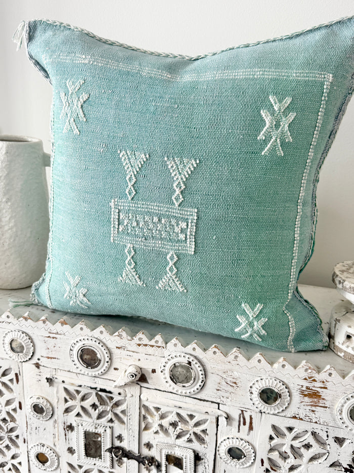 Cactus Silk Square Cover - Sq455