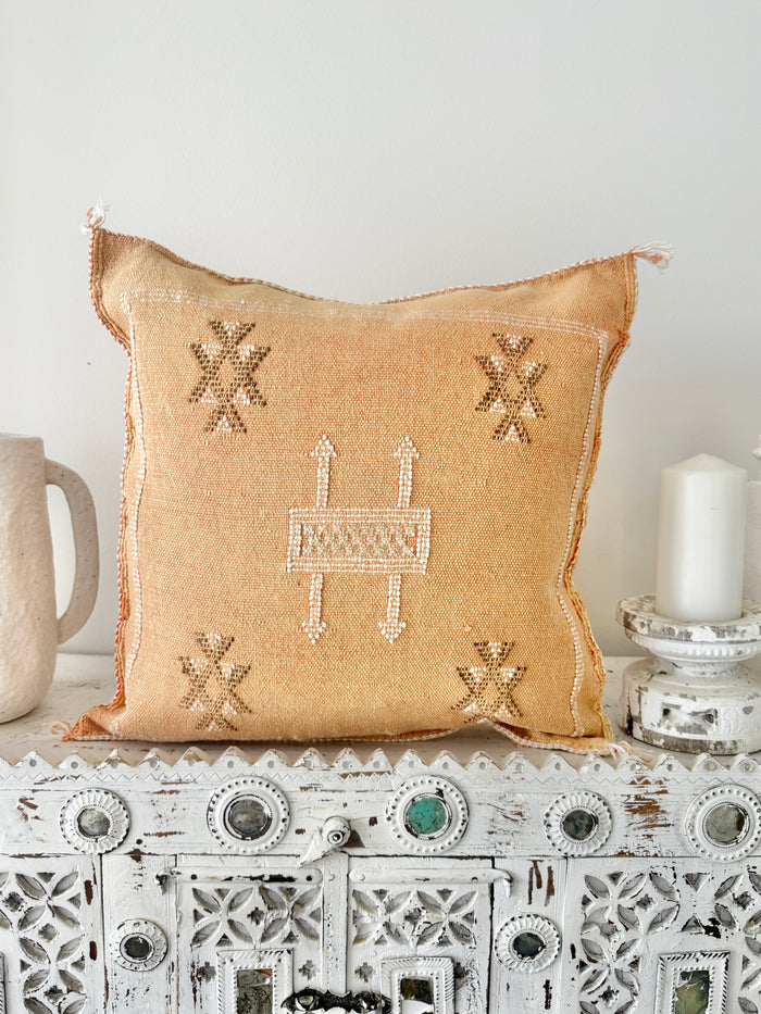 Cactus Silk Square Cover - Sq432