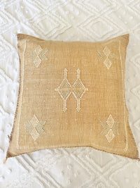 Cactus Silk Square Cover - Sq241