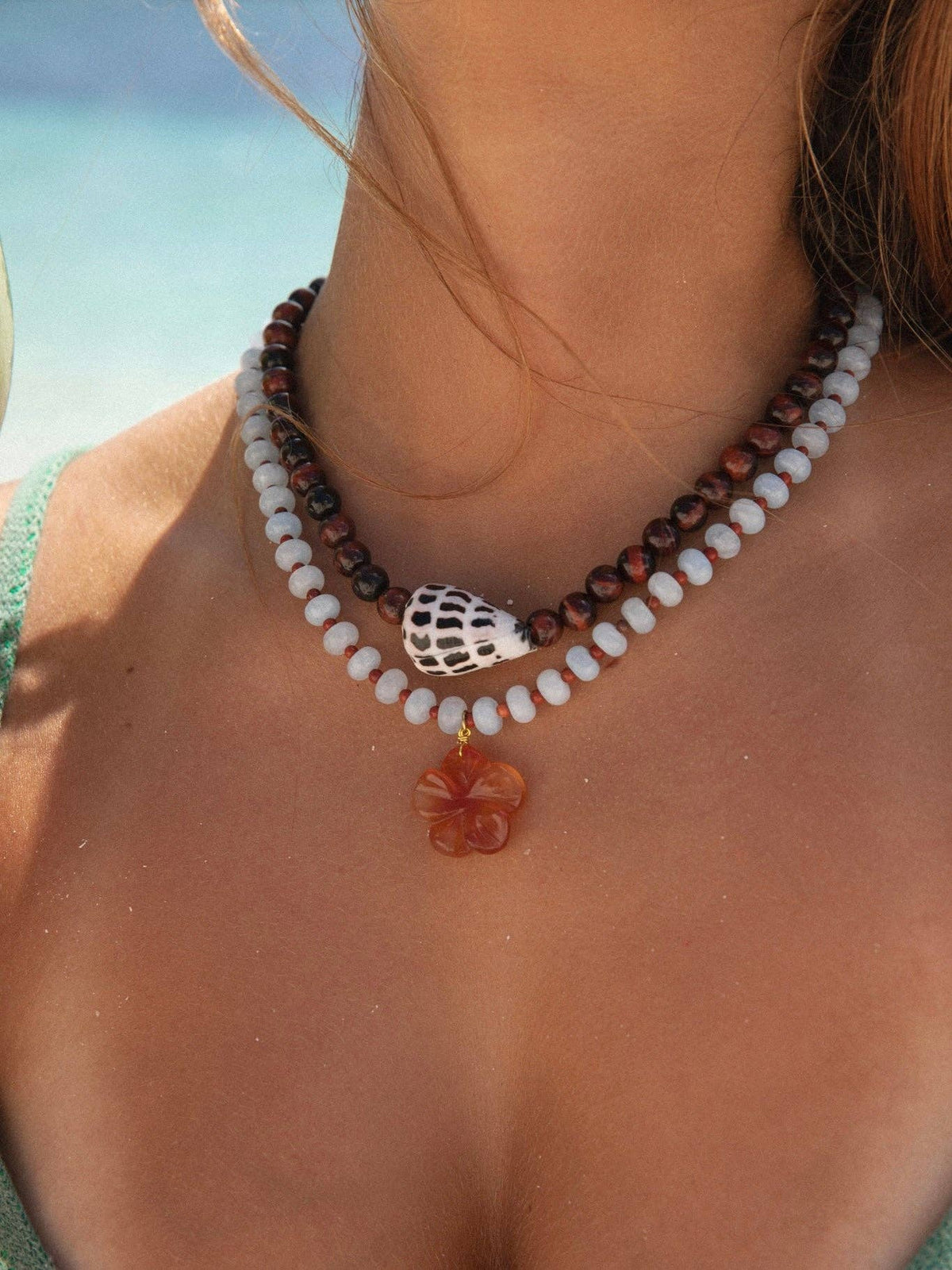 Elce Beaded Necklace: Gold