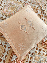Cactus Silk Square Cover - Sq428