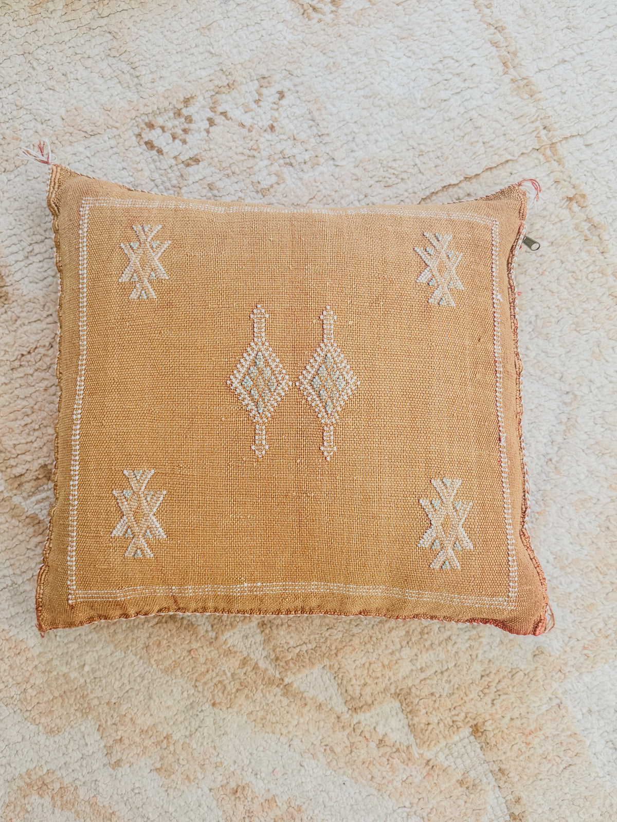 Cactus Silk Square Cover - Sq184