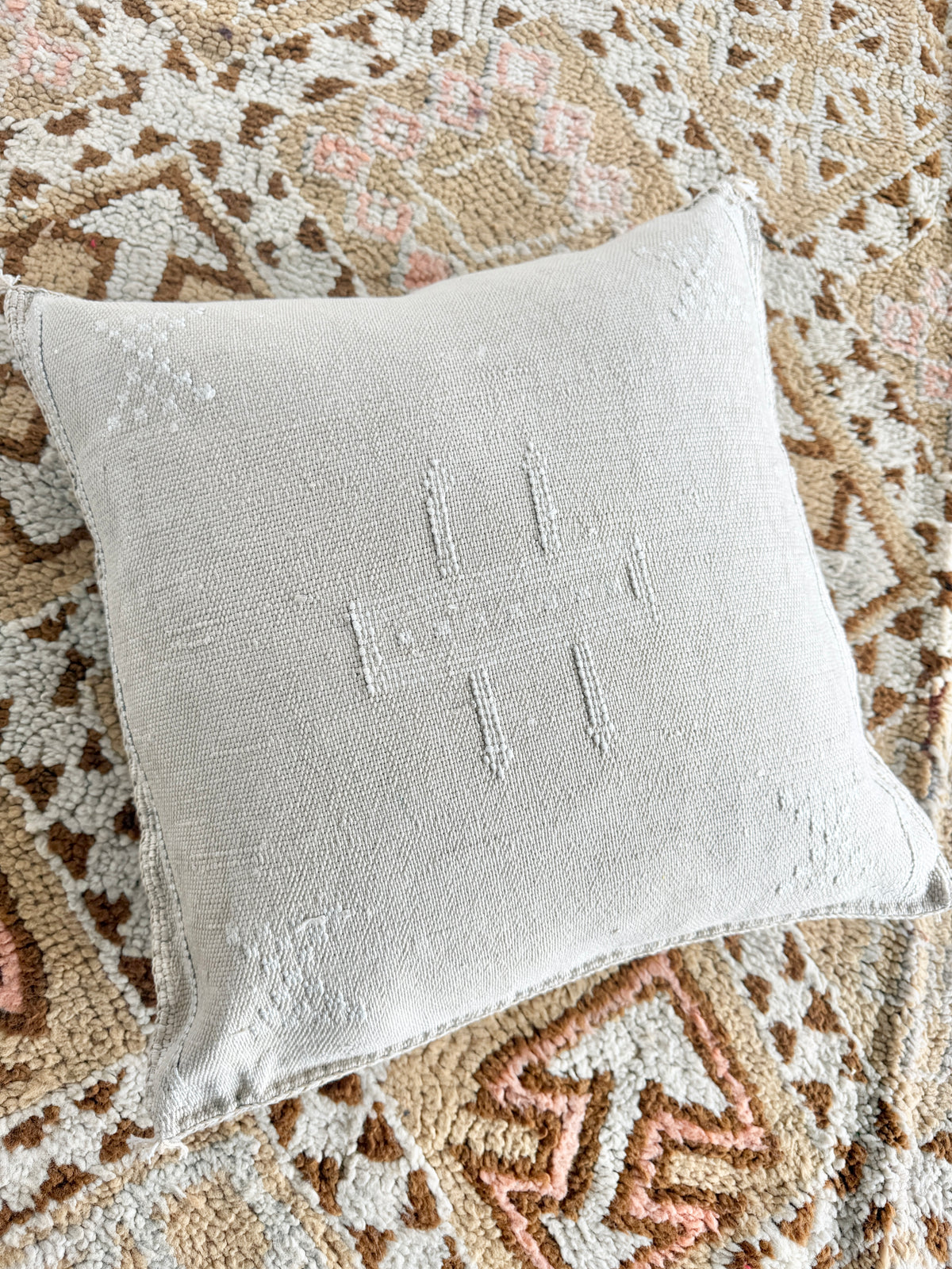 Cactus Silk Square Cover - Sq418