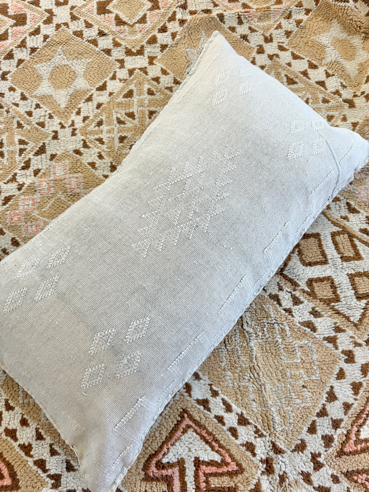 Cactus Silk Large Lumbar Cushion LL40