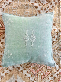 Cactus Silk Square Cover - Sq463