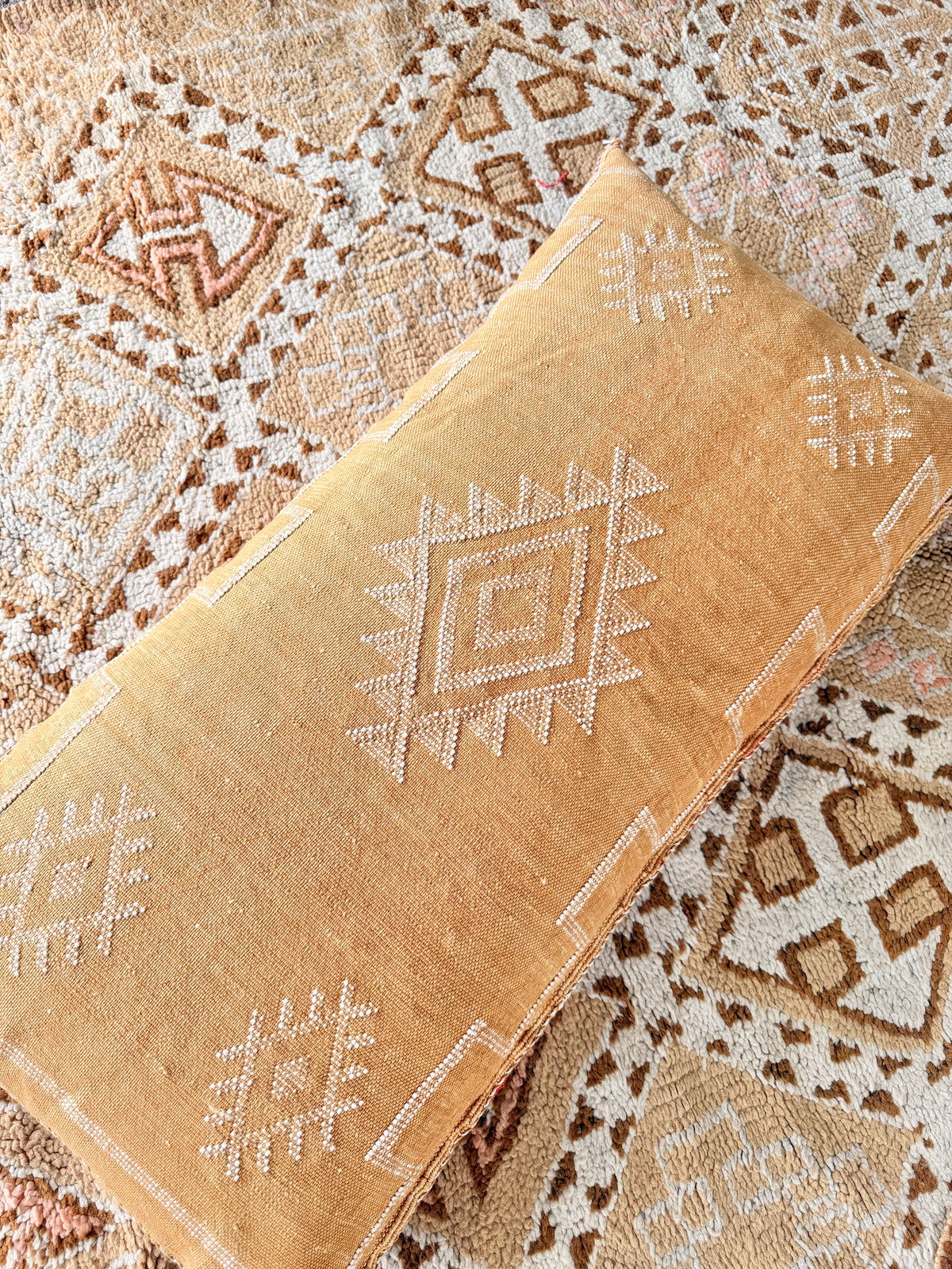 Cactus Silk Large Lumbar Cushion LL18