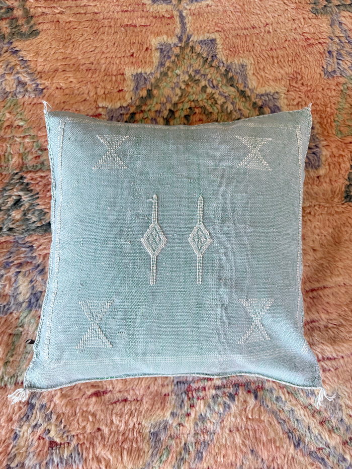 Cactus Silk Square Cover - Sq334