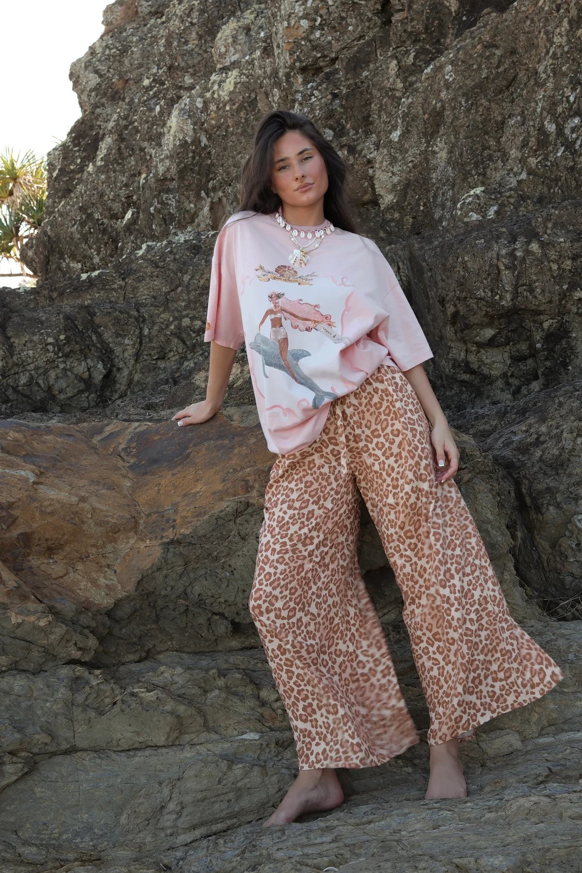 Queen Of The Sea Tee Pink