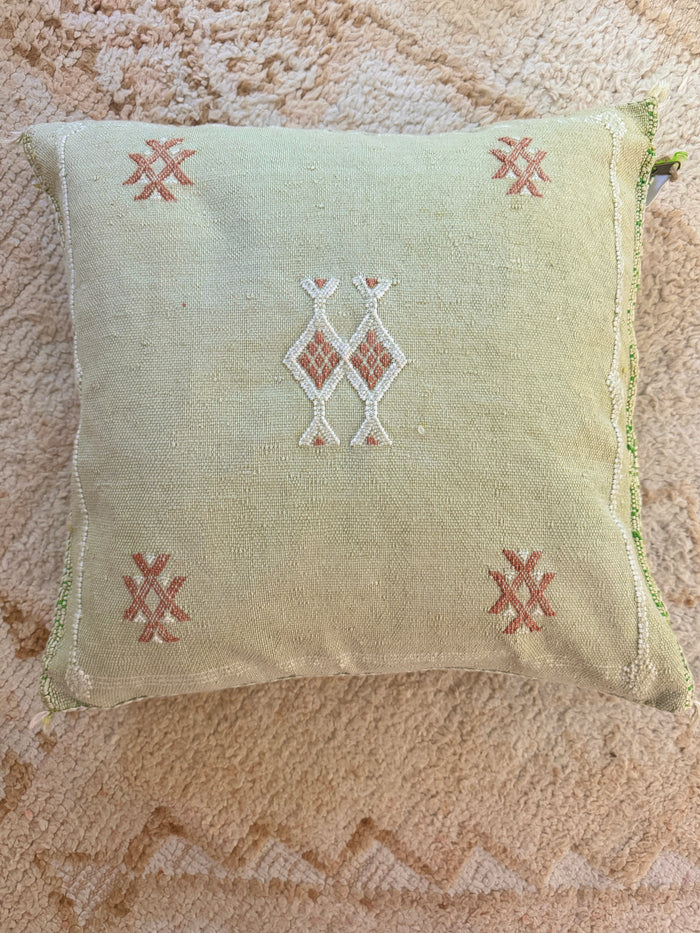 Cactus Silk Square Cover - Sq139