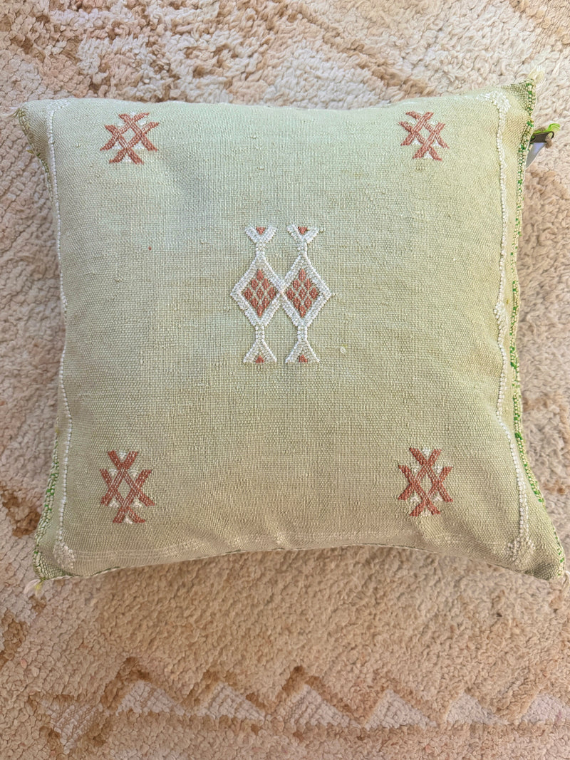 Cactus Silk Square Cover - Sq139