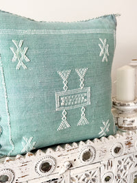 Cactus Silk Square Cover - Sq461
