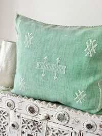 Cactus Silk Square Cover - Sq462