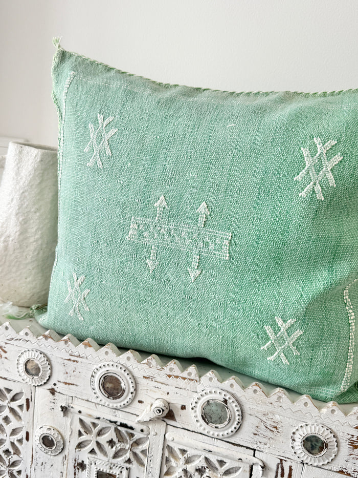Cactus Silk Square Cover - Sq462